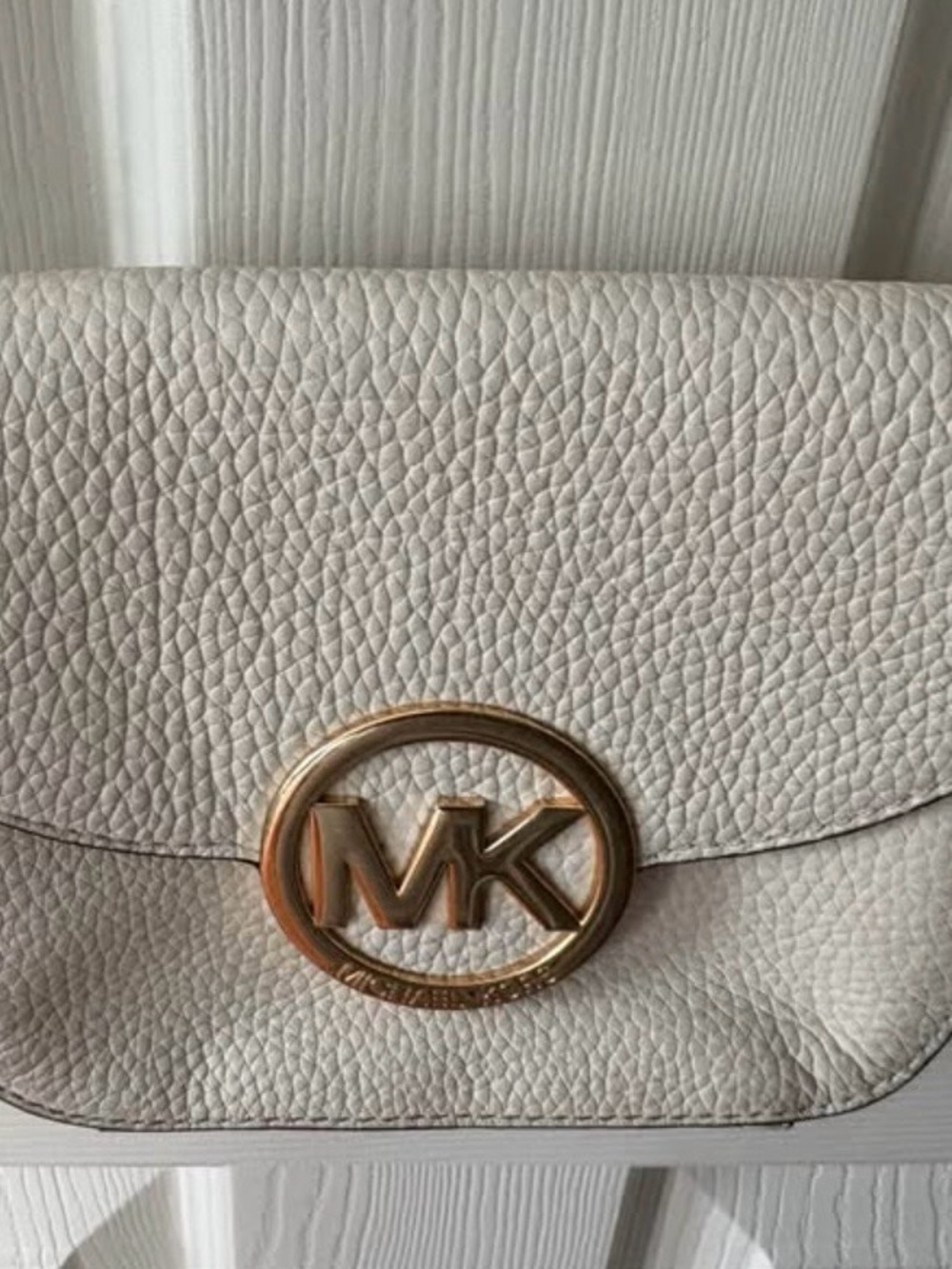 Michael Kors Cream Crossbody with Gold MK Emblem - Picture 2 of 3